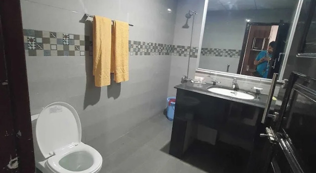 Номер Deluxe New Hilton Hotel