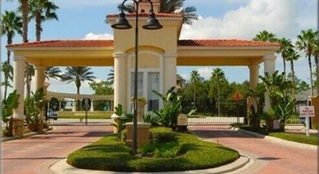 Disney Sleeps 10 3 Bedroom Home