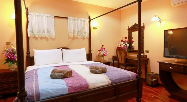 Номер Royal At Chiang Mai Hotel