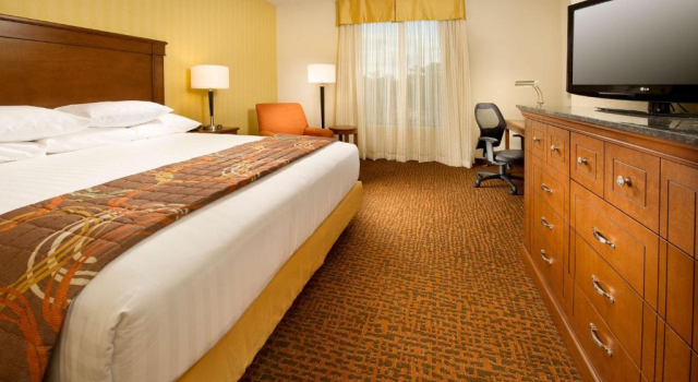 Номер Superior Drury Plaza Hotel Valdosta