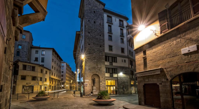 Отель B&B Hotel Firenze Pitti Palace al Ponte Vecchio
