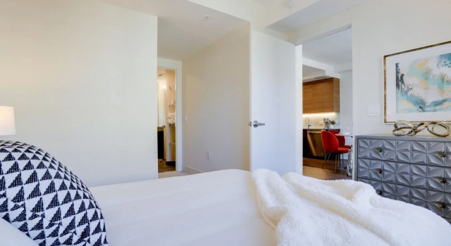 Arlington Executive Suites by H, Забронировать Отель Арлингтон 