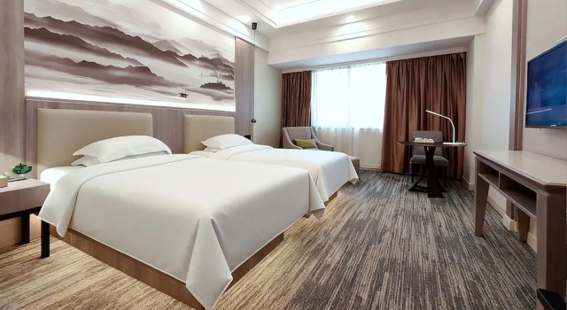 Двухместный номер Premier Haili Garden Hotel