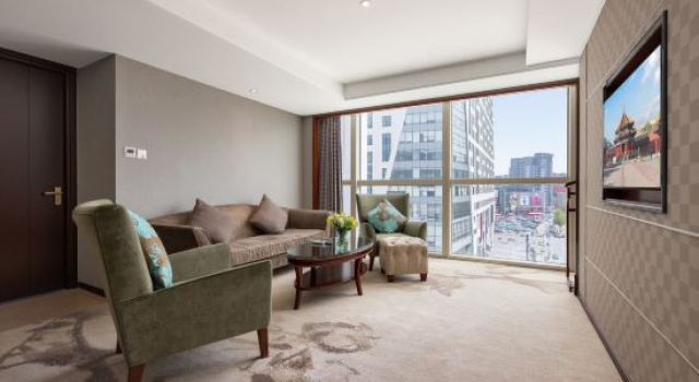 Люкс Standard Shenyang Shouyao Hotel (Shengjing Grand Outlets, Olympic Sports Center Metro Station Branch)