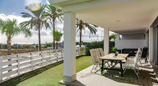 Апартаменты LM1BA- Spacious apartment with bbq facilities