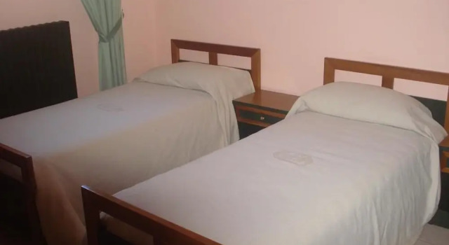 Трёхместный номер Standard с балконом Hotel Grandinetti