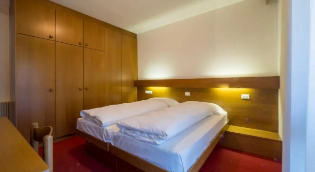 Четырёхместный номер Standard Hotel Ferrari