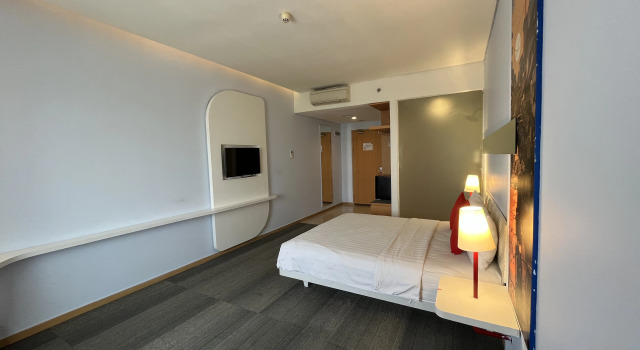 Двухместный полулюкс с видом на город Luminor Hotel Metro Indah Bandung