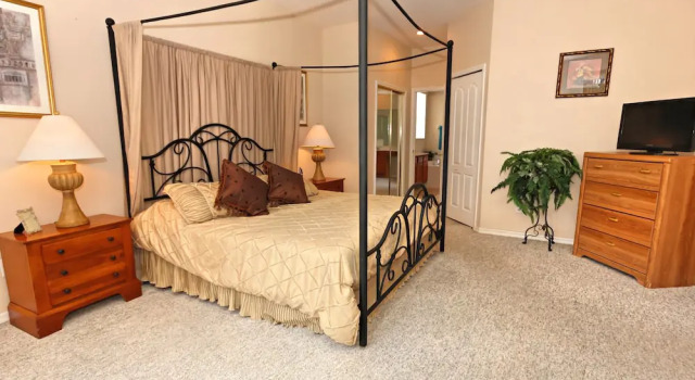Highlands Reserve 201 - Five Bedroom Villa with Private Pool, Book Villa Hoteller i Four Corners med pool, Swimmingpool