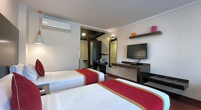 Трёхместный номер Executive 37th Crescent Hotel Bengaluru