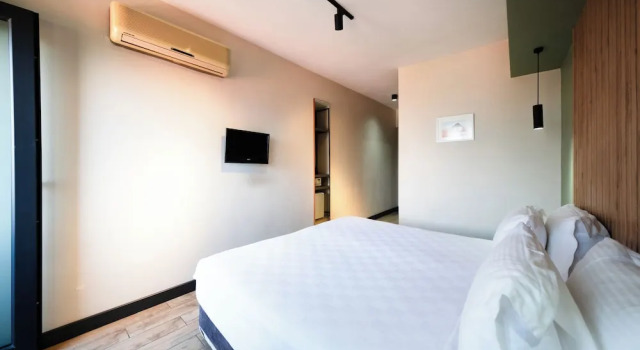 Двухместный номер Standard с балконом Polek Hotel