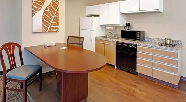 Люкс Hawthorn Suites by Wyndham Hartford Meriden