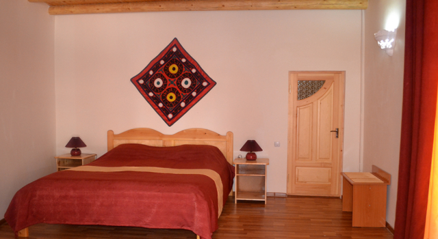 Camera Standard Bibikhanum Hotel