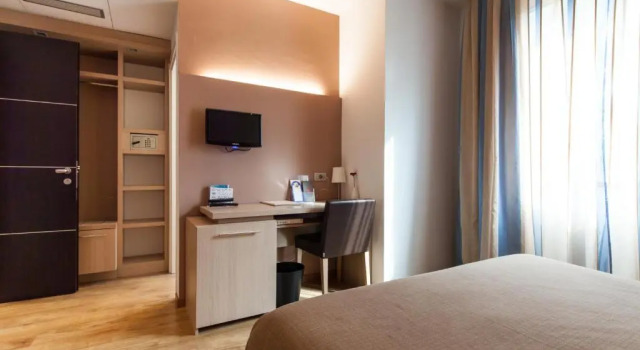 Standard Doppel Zimmer Hotel Michelangelo