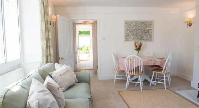Curzon House, Buchen Sie Hotel Calne Wiltshire
