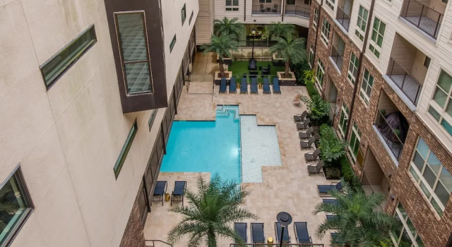 FRONTDESK 5755 Hermann Park Apts Downtown Houston, Забронировать Отель Хьюстон - центр города Хьюстон