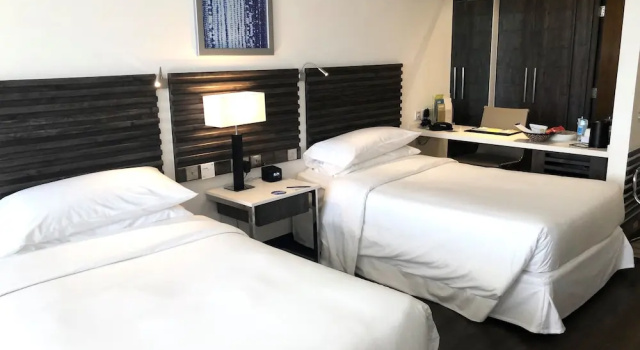Двухместный люкс с видом на парк Four Points by Sheraton Nairobi Airport