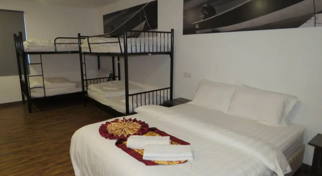 Семейный номер Executive с балконом The Barat Tioman Beach Resort