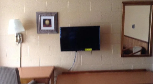 VIllage Inn Motel - Berrien Springs, Varaa Motelli Berrien Springs Michigan