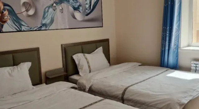 Astana Huating Business Hotel