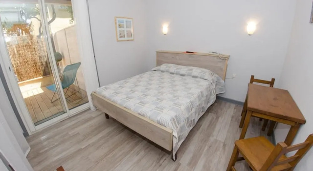 Двухместный номер Standard c 1 комнатой Hotel de la Plage