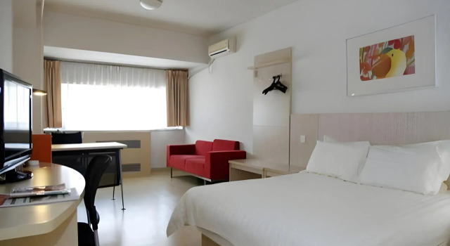 Jinjiang Inn Beijing Fengtai East Street Subway Station, Забронировать Отель Отели в центре Фэнтай с завтраком, отели в центре Фэнтай с завтраком