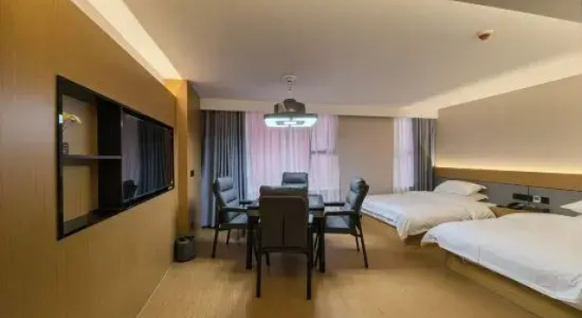 Люкс Deluxe Zheng'an Yunzhi Hotel (Lixiangcheng)