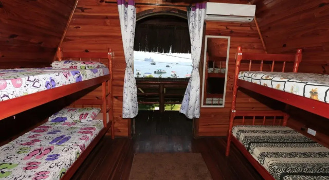 Chalé da Praia Pousada & Hostel, Забронировать Хостел Отели штата Рио-де-Жанейро с завтраком, Завтраки