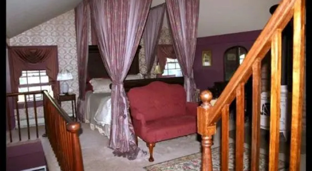 Номер Deluxe House of 1833 Bed and Breakfast