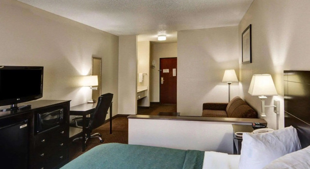 Двухместный номер Standard Quality Inn & Suites Wichita Falls I-44