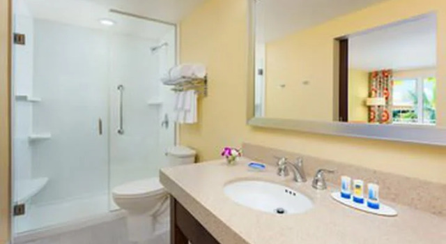 Номер Standard с видом на сад Fairfield by Marriott Inn & Suites Key West at The Keys Collection