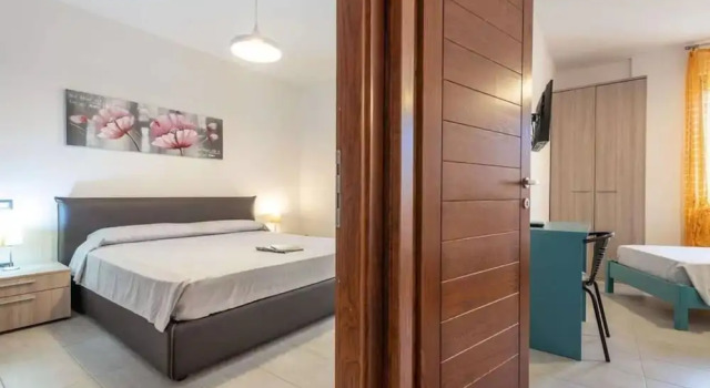 Апартаменты с 3 комнатами с балконом и с видом на город Seaside Comfort in the Heart of Alghero