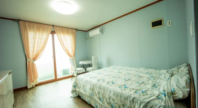 Номер Standard Jeju Badagurigi