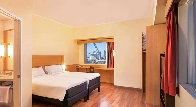 Номер Standard с видом на море ibis Valparaiso