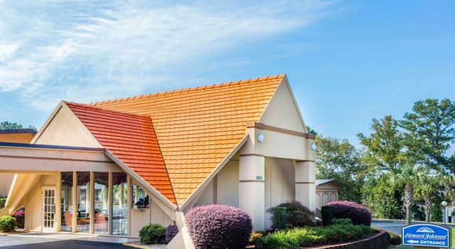Howard Johnson by Wyndham Athens, Rezervovat Hotel Athény Georgie