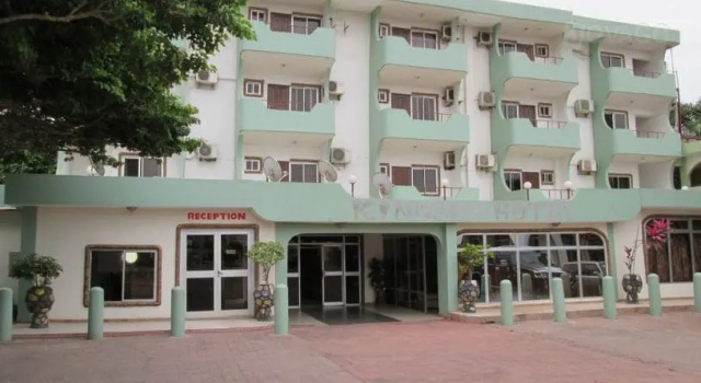 Kingsby homes and  hotel, Buchen Sie Hotel Achimota Groß-Accra Region