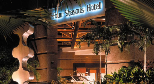 Отель Four Seasons Singapore