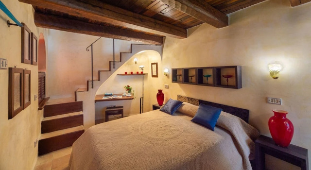 VILLA CASAROSSA NUMERO UNO 6, Emma Villas, Забронировать Вилла Виллы Равелло, рядом с Duomo di Ravello, Вилла