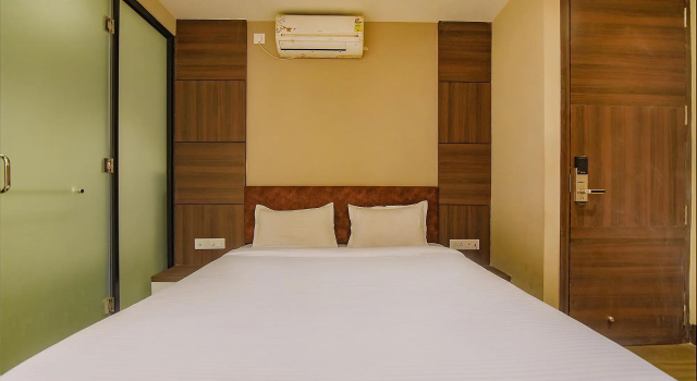 Номер Deluxe Fabhotel Eros 282