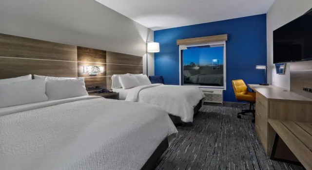 Четырёхместный номер Standard Holiday Inn Express - Huntsville Space Center by IHG