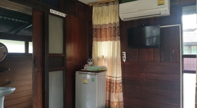 Бунгало Standard Sarocha Resort Rayong