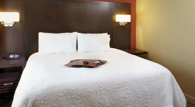 Двухместная студия Small Corner Hampton Inn Phoenix - Biltmore