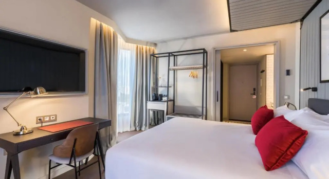 Двухместный номер с видом на город Canopy by Hilton Madrid Castellana