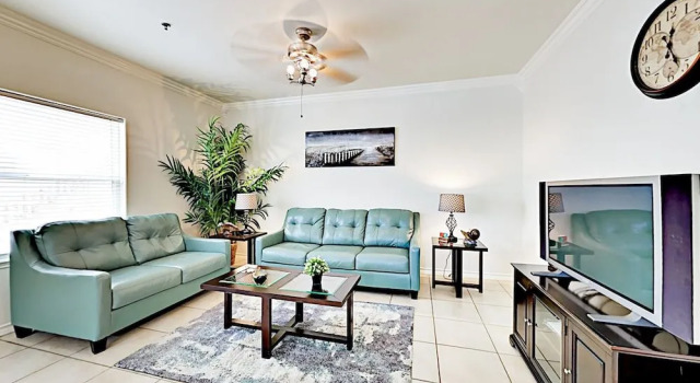 East Gardenia Condo Unit 2 Condo