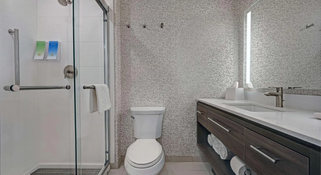 Четырёхместная студия Home2 Suites By Hilton Tracy, Ca