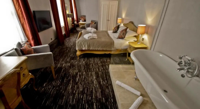 Suite junior The Saracens Head Hotel