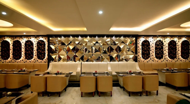 Royal Heritage Hotel & Resort