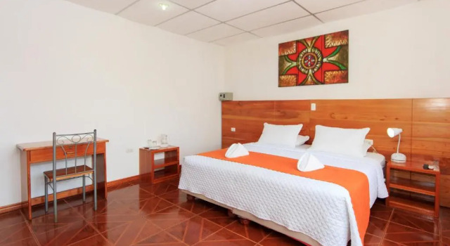 Четырёхместный номер Standard Hotel La Casa de Judy
