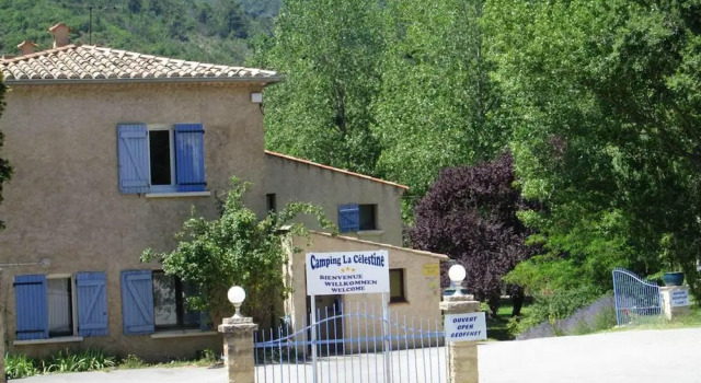 Property With 2 Bedrooms in Beynes, With Furnished Terrace and Wifi - 60 km From the Beach, Prenota Hotel Beynes 