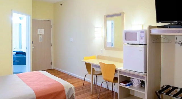 Четырёхместный номер Standard Motel 6-Seymour, IN - North
